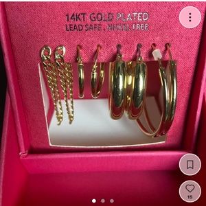 Gold Earring Set